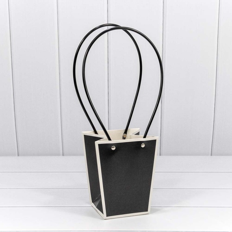 000171G/18 Пакет подарочный "Ваза для цветов" 15,5*13*9,5 Чёрный/Белый 1/10 1/150 000171G/18 Пакет подарочный "Ваза для цветов" 15,5*13*9,5 Чёрный/Белый 1/10 1/150