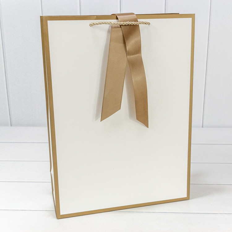 000504A/1 Пакет подарочный с лентой 31*42*12 210г Белый 1/10 1/80